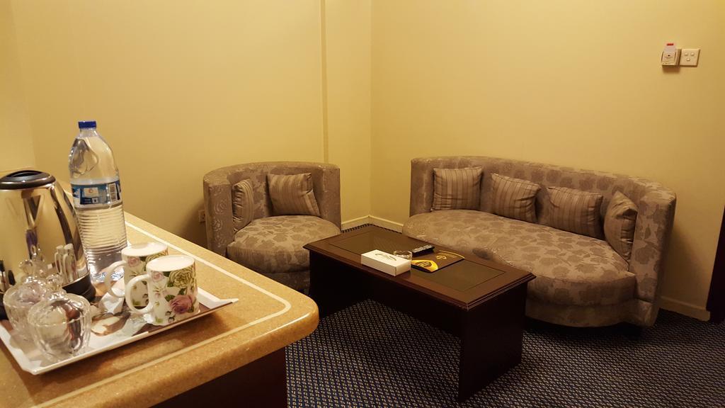 Al Bustan Hotel Sharjah Ngoại thất bức ảnh