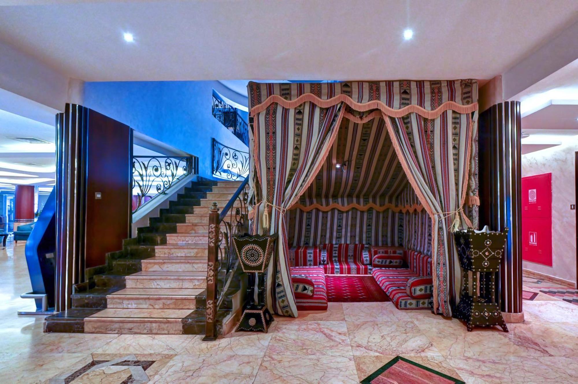 Al Bustan Hotel Sharjah Ngoại thất bức ảnh